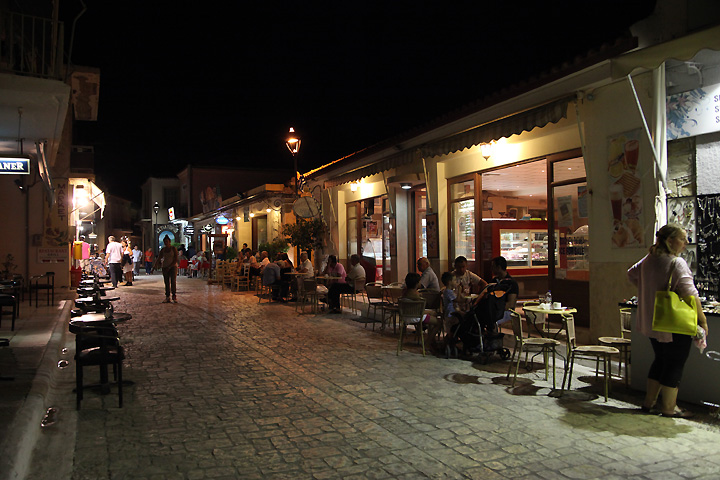 Finikounda village Messinia - Promenade 2